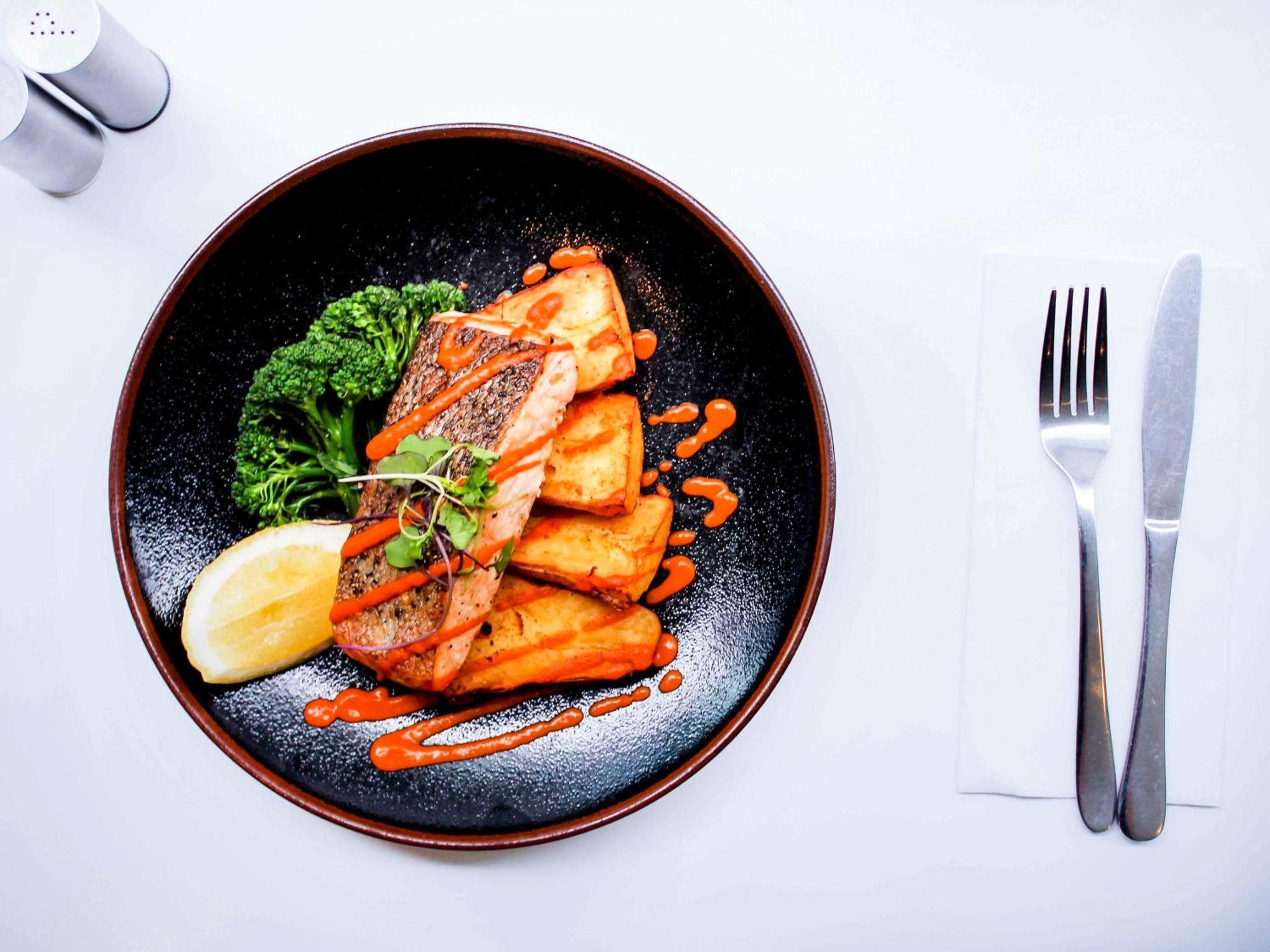 Pullman Melbourne City Centre מראה חיצוני תמונה A plate of food