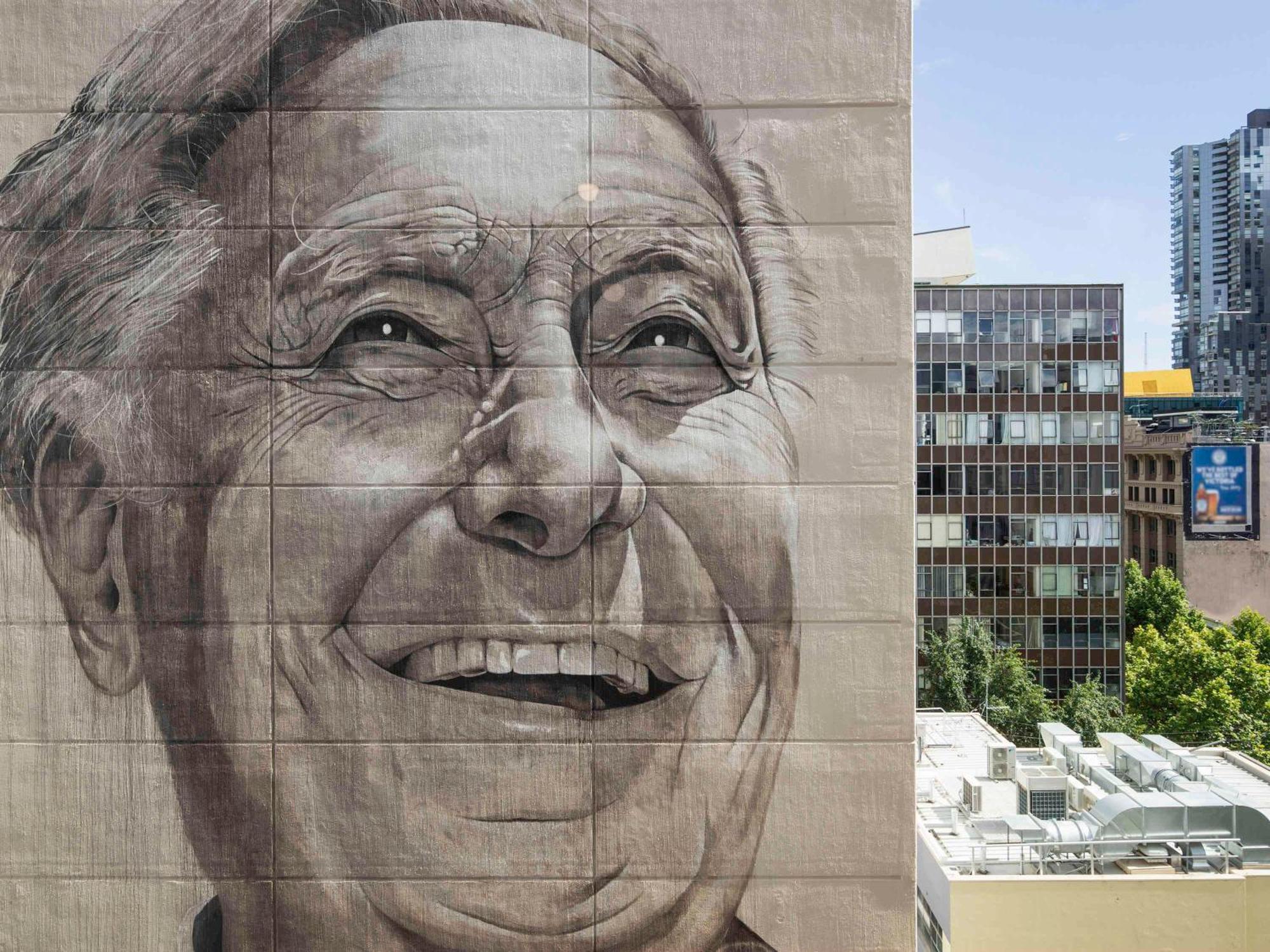 Pullman Melbourne City Centre מראה חיצוני תמונה Mural of Sir Leo Baeck in Melbourne