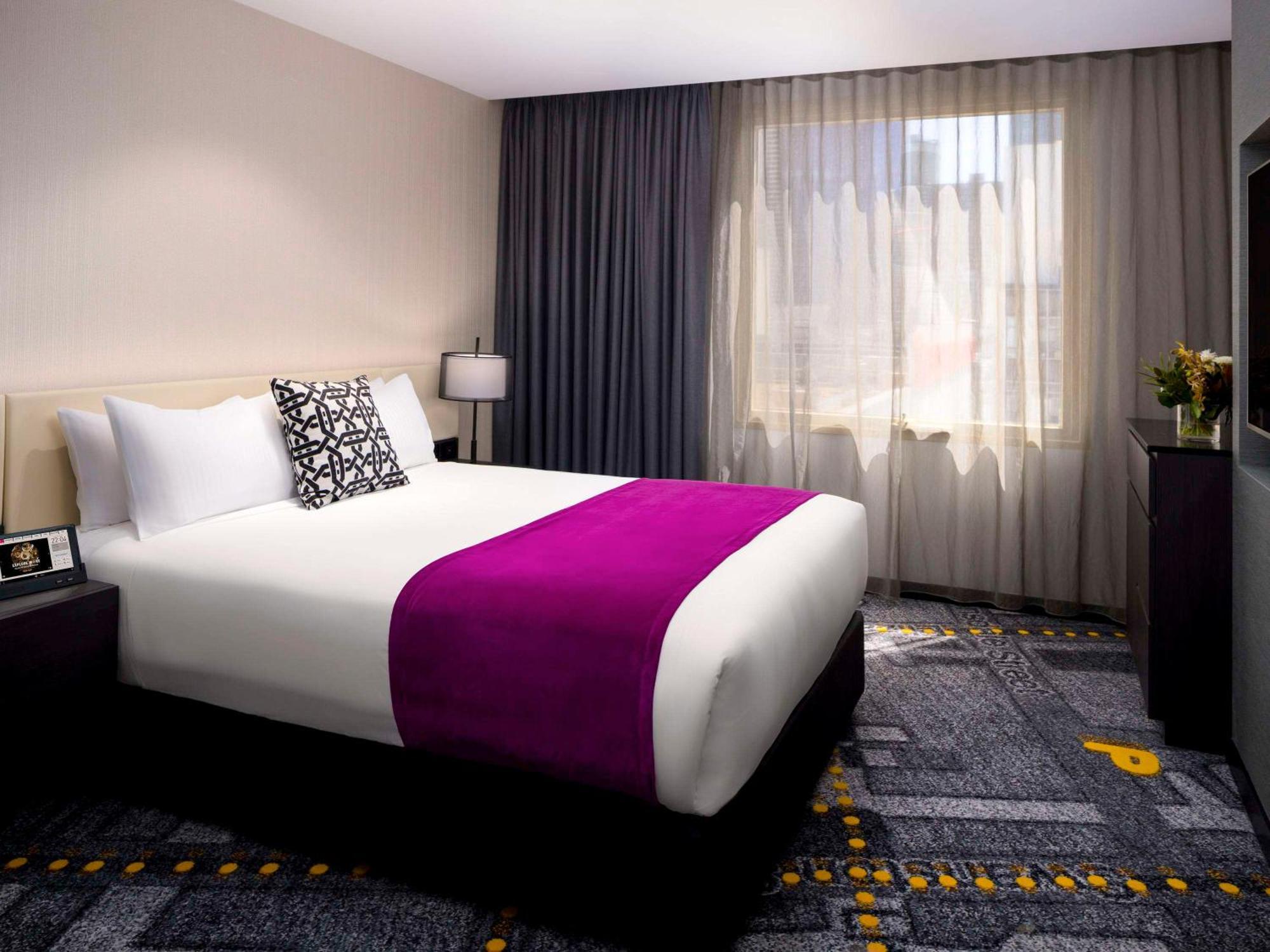 Pullman Melbourne City Centre מראה חיצוני תמונה A bedroom at the W New York Downtown