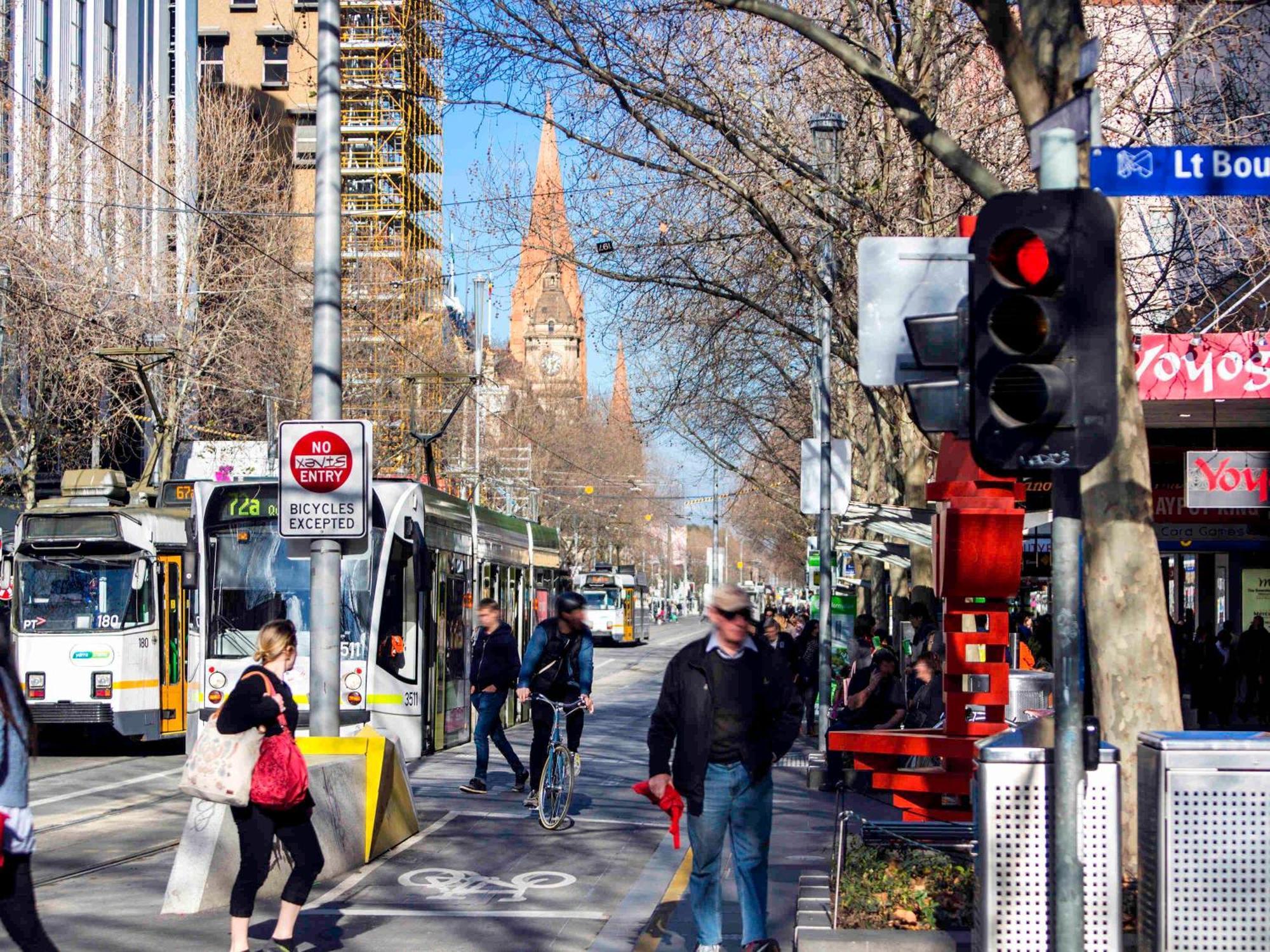 Pullman Melbourne City Centre מראה חיצוני תמונה The Melbourne CBD is the most densely populated area in Australia.
